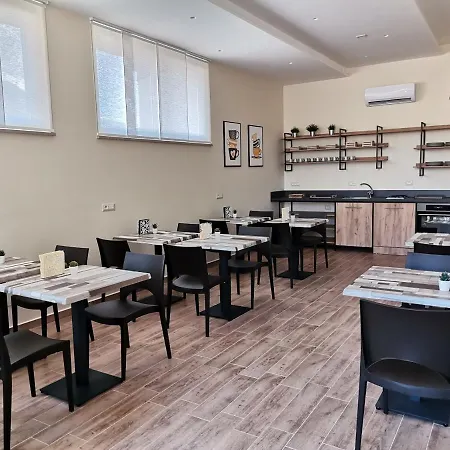 فندق مبيت وإفطار Le Metro