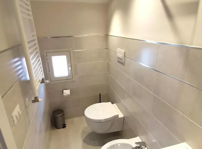 Le Metro Bed & Breakfast 3*